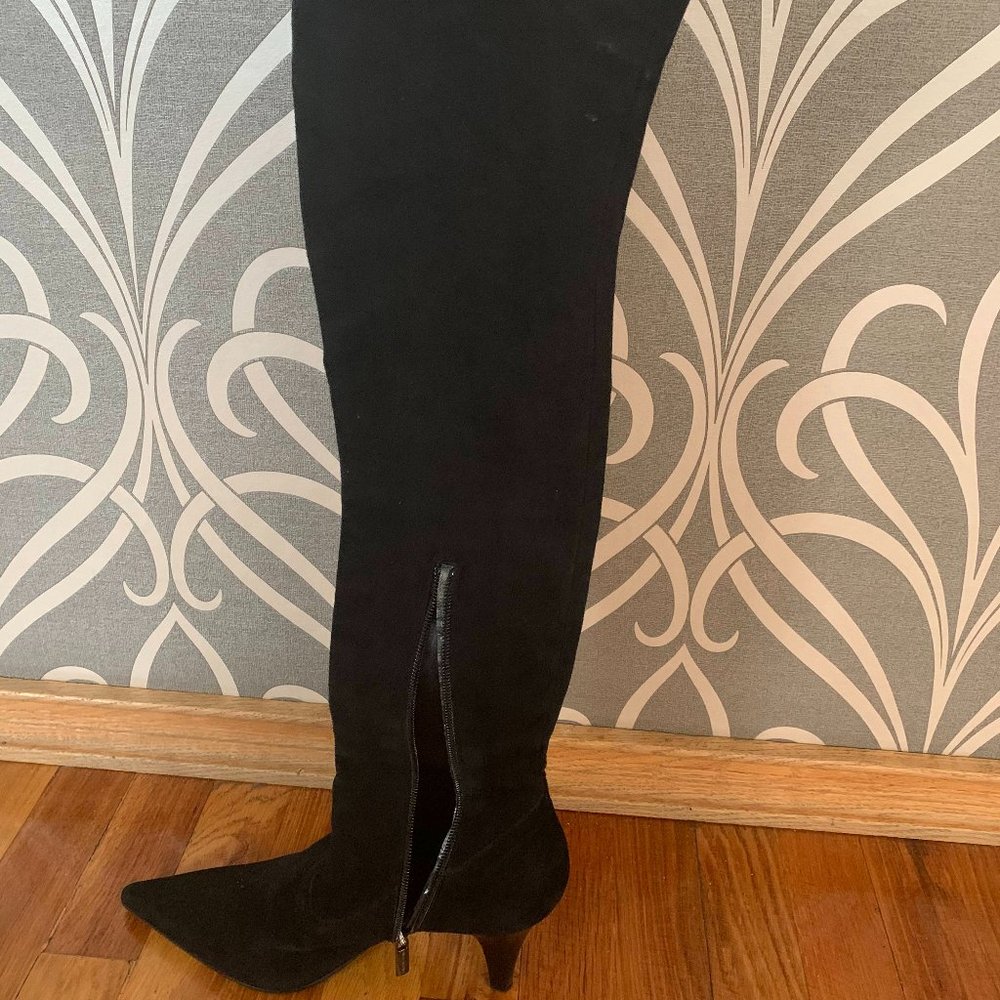 Gibillieri Knee-High Suede Boots